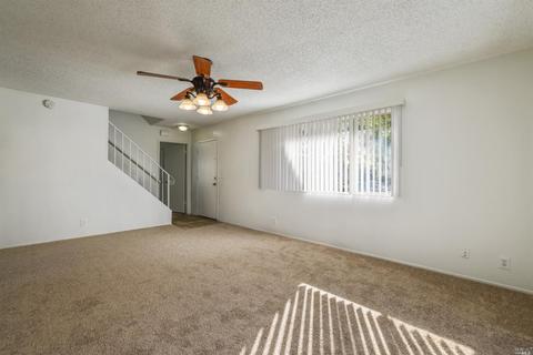 349 Springvalley Dr, Vacaville, CA 95687 photo 8