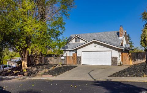 349 Springvalley Dr, Vacaville, CA 95687 photo 3