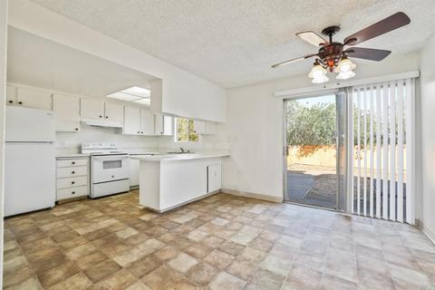 349 Springvalley Dr, Vacaville, CA 95687 photo 10