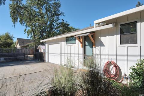 497 E Walnut St, Sonoma, CA 95476 photo 11