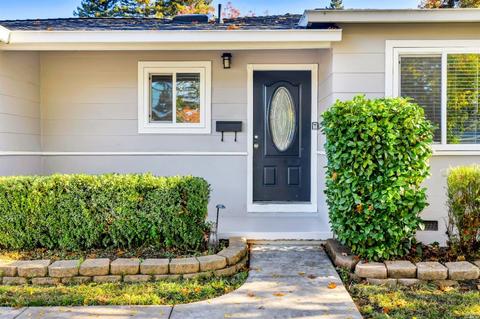 3538 Dover St, Napa, CA 94558 photo 2