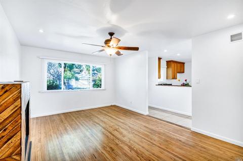 3538 Dover St, Napa, CA 94558 photo 4