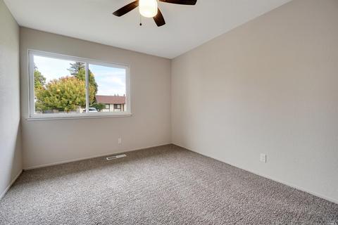 115 Prospect Pl, Vacaville, CA 95687 photo 27