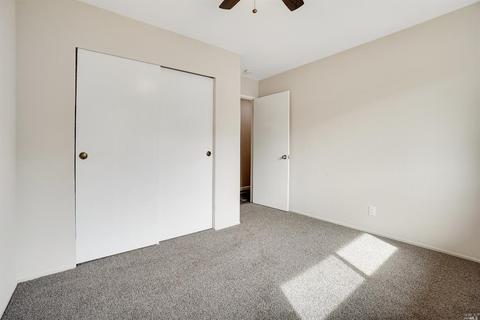 115 Prospect Pl, Vacaville, CA 95687 photo 22