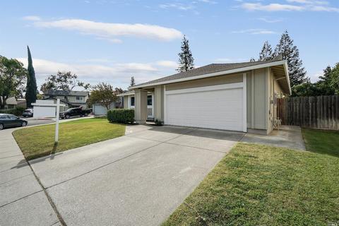 115 Prospect Pl, Vacaville, CA 95687 photo 3