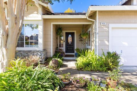 8537 Planetree Dr, Windsor, CA 95492 photo 2