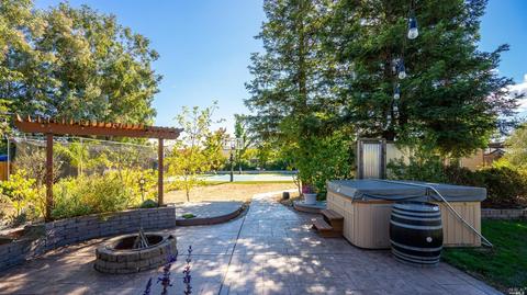 960 Gumview Rd, Windsor, CA 95492 photo 32
