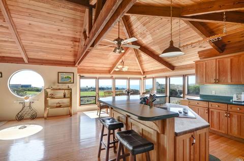 74 Surfbird Ct, Bodega Bay, CA 94923 photo 4