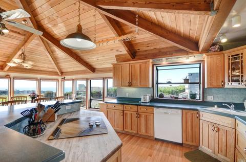 74 Surfbird Ct, Bodega Bay, CA 94923 photo 6