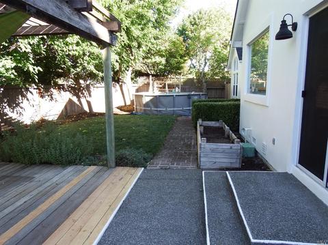 1026 Elsbree Ln, Windsor, CA 95492 photo 5