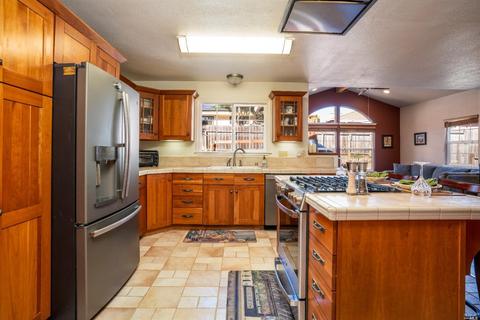 136 Mill Creek Dr, Willits, CA 95490 photo 9