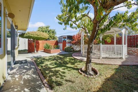 832 Oakwood Ave, Vallejo, CA 94591 photo 32