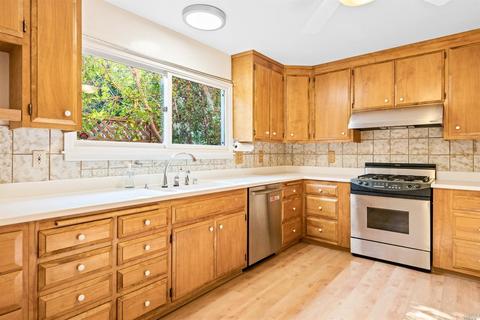 608 Joaquin Dr, Sonoma, CA 95476 photo 9