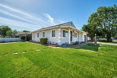 946 Oakwood Ave, Vallejo, CA 94591 photo 2