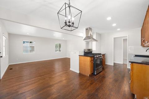 946 Oakwood Ave, Vallejo, CA 94591 photo 10