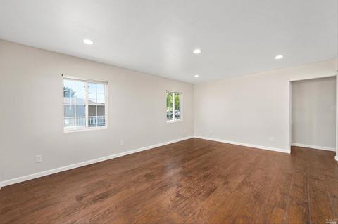 946 Oakwood Ave, Vallejo, CA 94591 photo 7