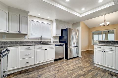 468 Phoenix Cir, Vallejo, CA 94589 photo 4