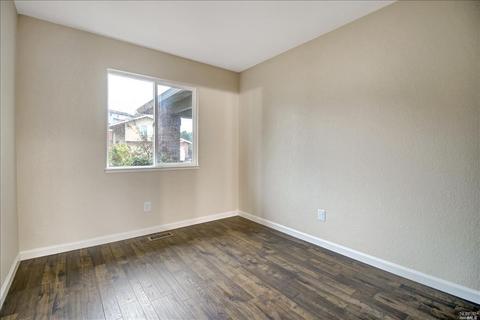 468 Phoenix Cir, Vallejo, CA 94589 photo 21