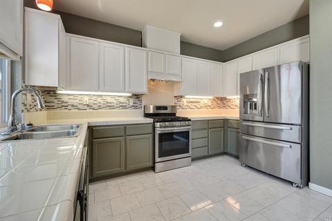 2521 Rowe Pl, Fairfield, CA 94533 photo 12