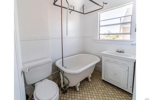 237 B St, Vallejo, CA 94590 photo 16