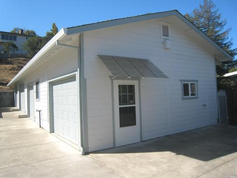 631 Baker St, Petaluma, CA 94952 photo 3