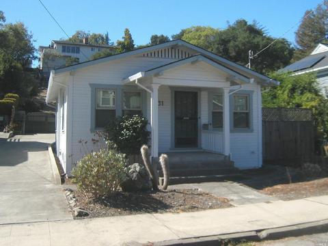 631 Baker St, Petaluma, CA 94952 photo 1