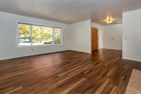 743 3rd St E St, Sonoma, CA 95476 photo 8
