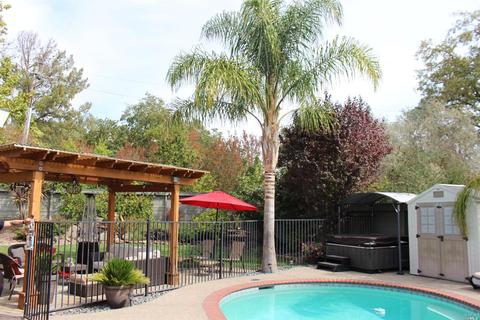 6172 Marsi Ct, Windsor, CA 95492 photo 3