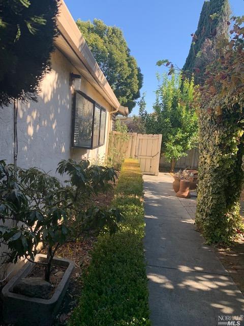 901 Tobin Dr, Vallejo, CA 94589 photo 15