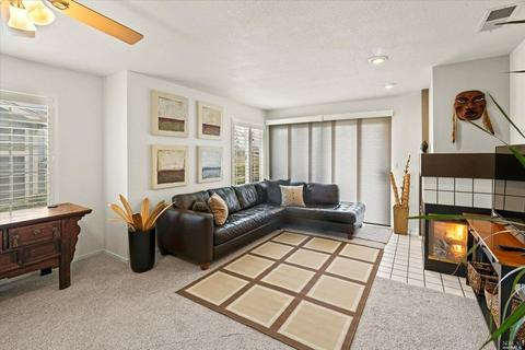 911 Point Reyes Ct #1, Vallejo, CA 94591 photo 4