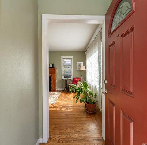 2708 Pine St, Napa, CA 94558 photo 3