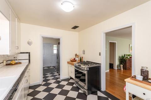 2708 Pine St, Napa, CA 94558 photo 13