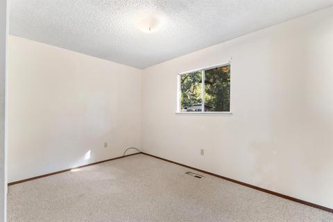 213 Bonnie Ln, Willits, CA 95490 photo 15
