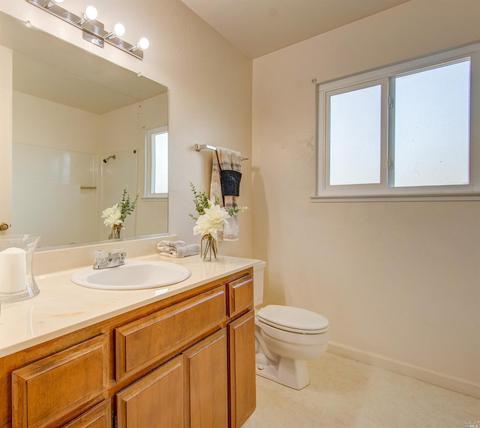 185 Camden Ct, Vallejo, CA 94591 photo 18