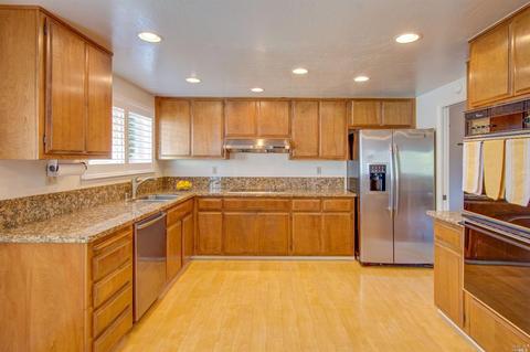 185 Camden Ct, Vallejo, CA 94591 photo 8