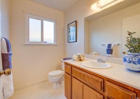 185 Camden Ct, Vallejo, CA 94591 photo 14