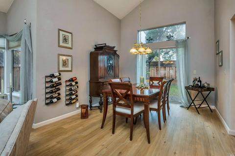 347 Summer Rain Dr, Windsor, CA 95492 photo 5