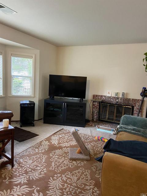 807 Stellar Ln, Windsor, CA 95492 photo 3