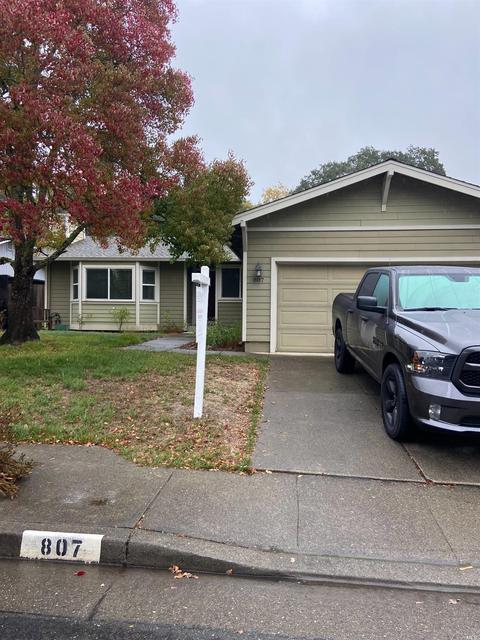 807 Stellar Ln, Windsor, CA 95492 photo 2