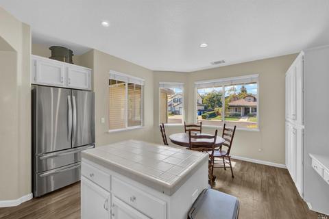 1540 Roseberry Ct, Dixon, CA 95620 photo 17