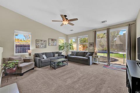 1540 Roseberry Ct, Dixon, CA 95620 photo 16