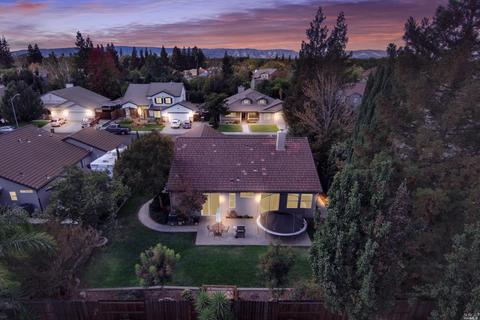 1540 Roseberry Ct, Dixon, CA 95620 photo 2