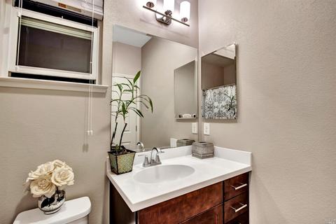 1321 Windswept Cmn, Livermore, CA 94550 photo 16