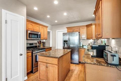 727 Illinois St, Vallejo, CA 94590 photo 13