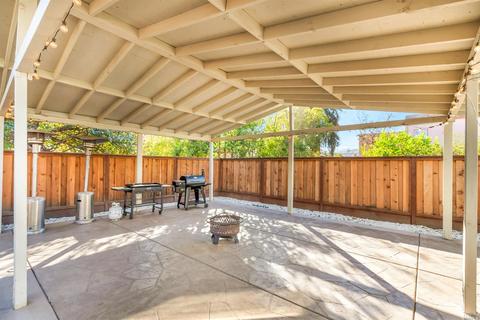 727 Illinois St, Vallejo, CA 94590 photo 39