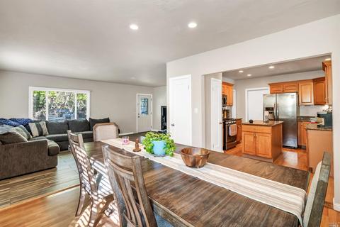727 Illinois St, Vallejo, CA 94590 photo 11