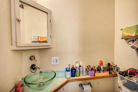 727 Illinois St, Vallejo, CA 94590 photo 22