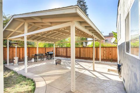 727 Illinois St, Vallejo, CA 94590 photo 38
