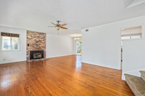 1761 Elm Street St, Fairfield, CA 94533 photo 6