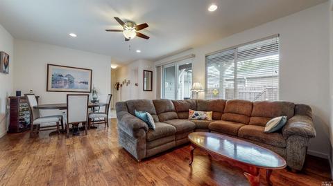 9049 Oak Trail Cir, Santa Rosa, CA 95409 photo 6